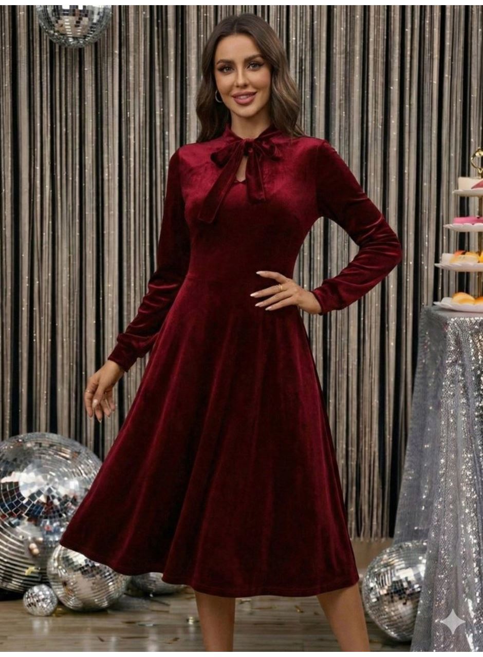 Kadın Uzun Kollu Yakadan Fiyonklu Cepli Midi Kadife Elbise