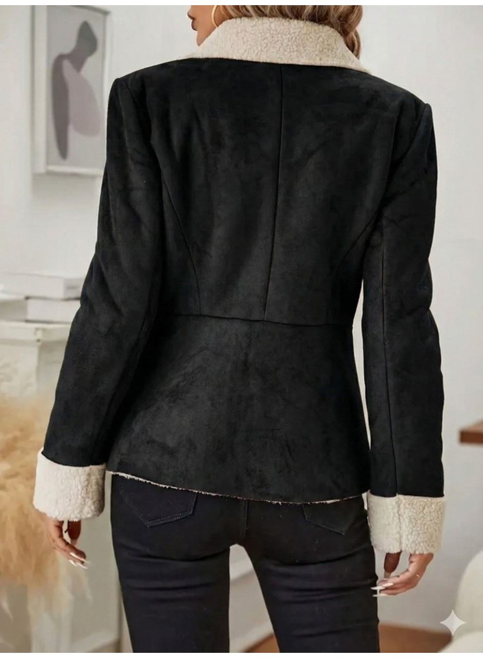 Kadın Uzun Kollu önden Düğmeli Cep Detaylı Kısa Süet Ceket
