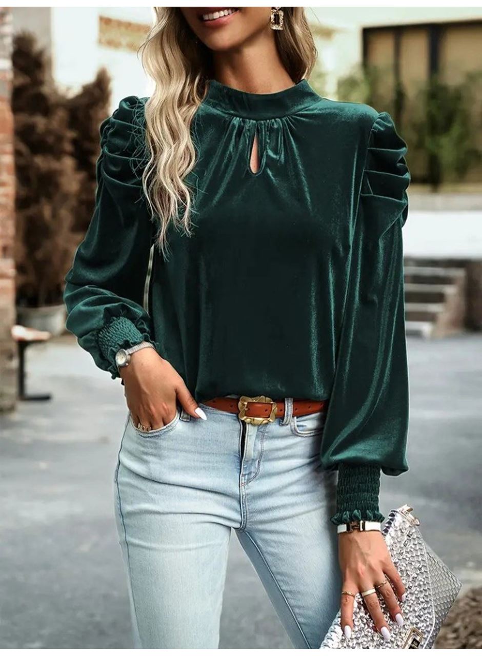 Kadın Uzun Kollu Balıkçı Yaka Damla Detaylı Kadife Bluz