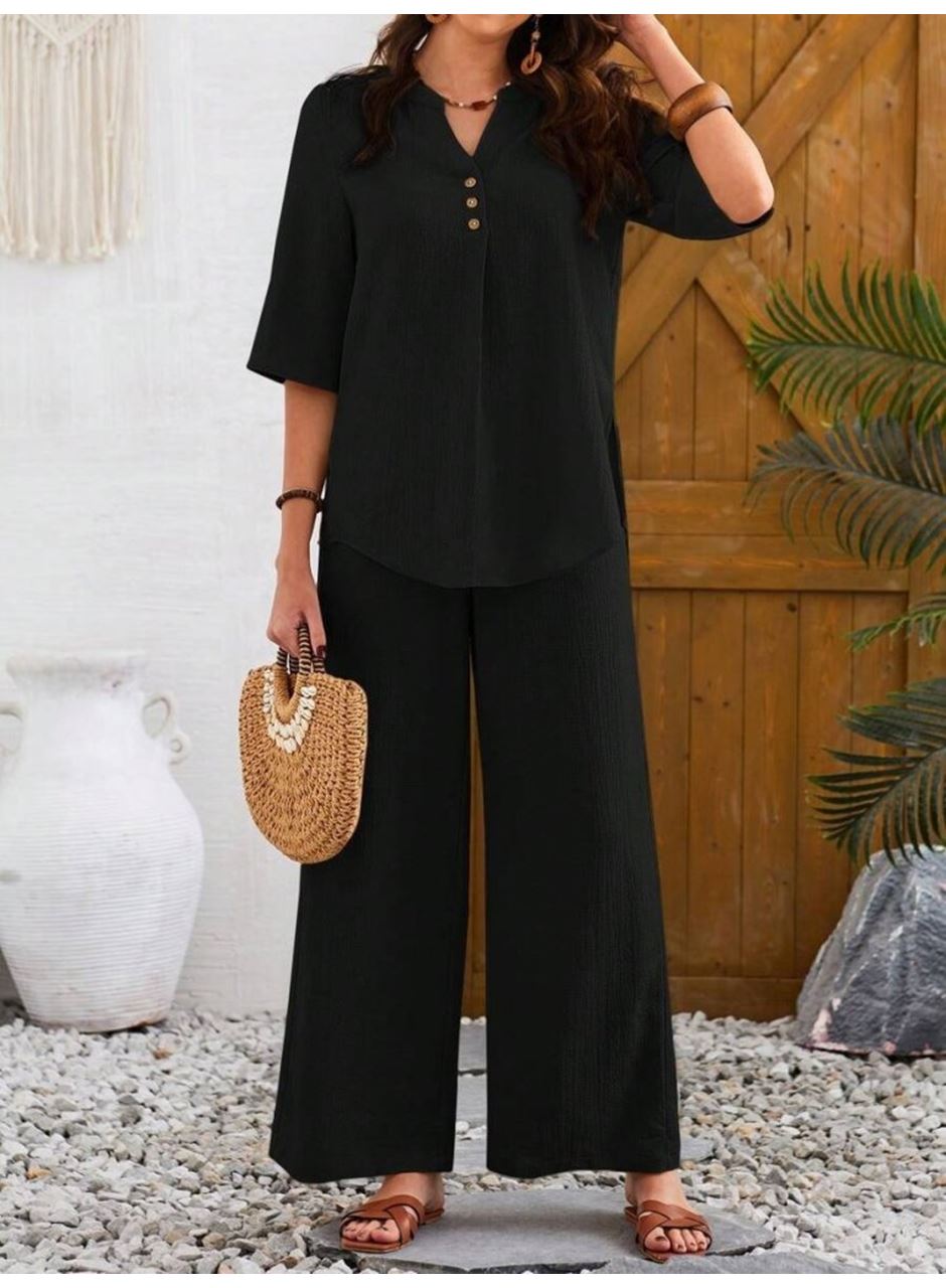 Kadın Kısa Kollu V Hakim Yaka Düğmeli Bürümcük Bluz Ve Pantolon Ikili Takım