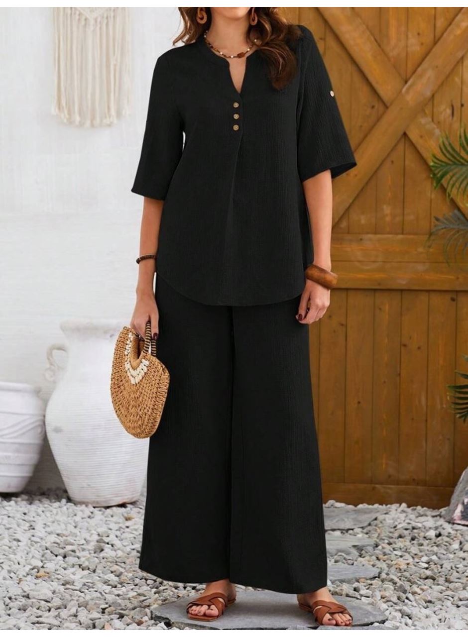 Kadın Kısa Kollu V Hakim Yaka Düğmeli Bürümcük Bluz Ve Pantolon Ikili Takım
