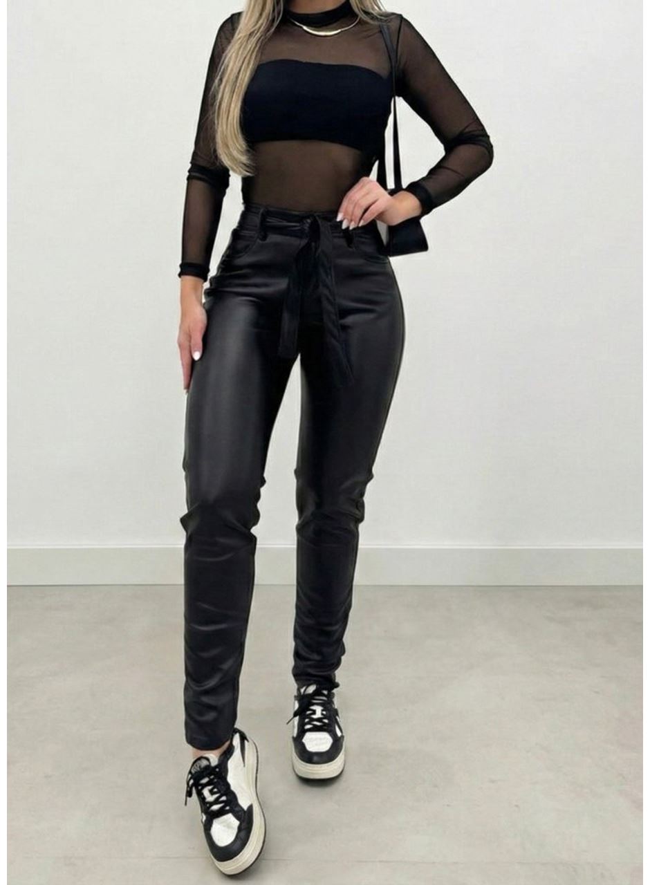 Kadın Yüksek Bel Kuşaklı Deri Pantolon