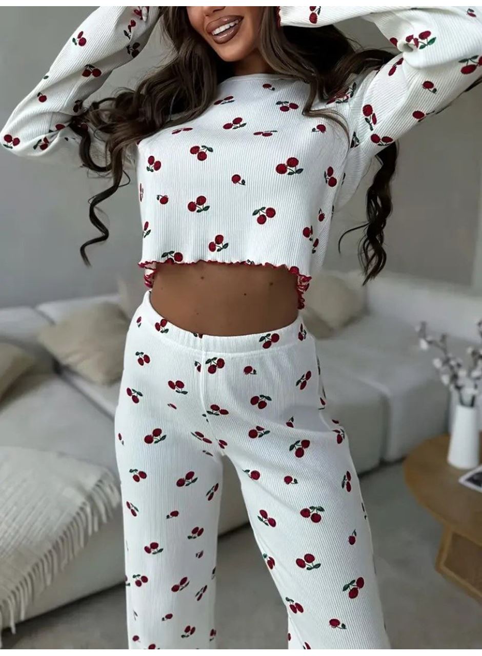 Kadın Uzun Kollu Bisiklet Yaka Desenli Burgu Bluz Ve Pijama Ikili Takım