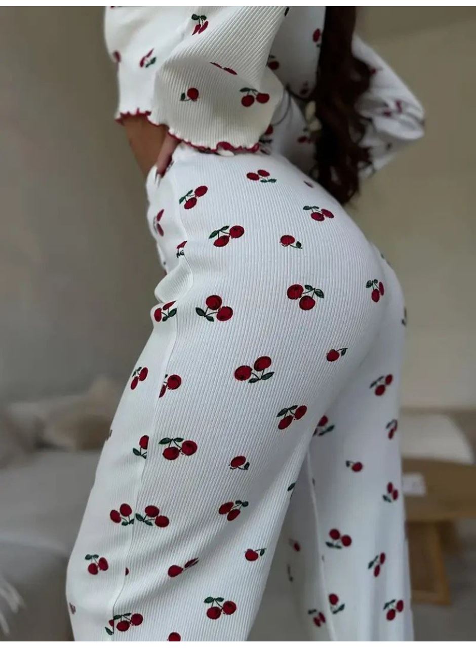 Kadın Uzun Kollu Bisiklet Yaka Desenli Burgu Bluz Ve Pijama Ikili Takım