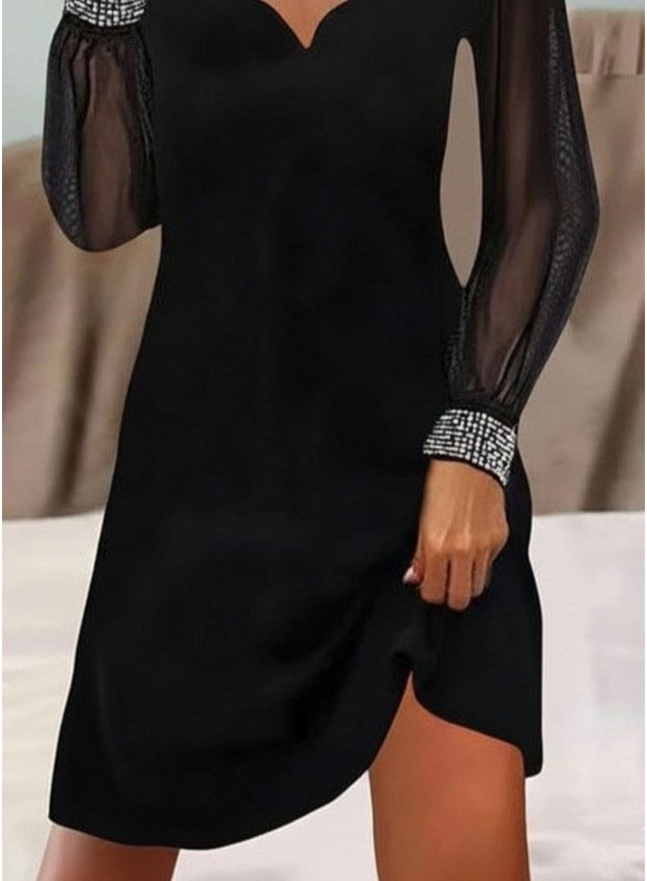 Kadın Uzun Kollu V Yaka Lazer Kesimli Tül Detaylı Mini Ithal Krep Elbise