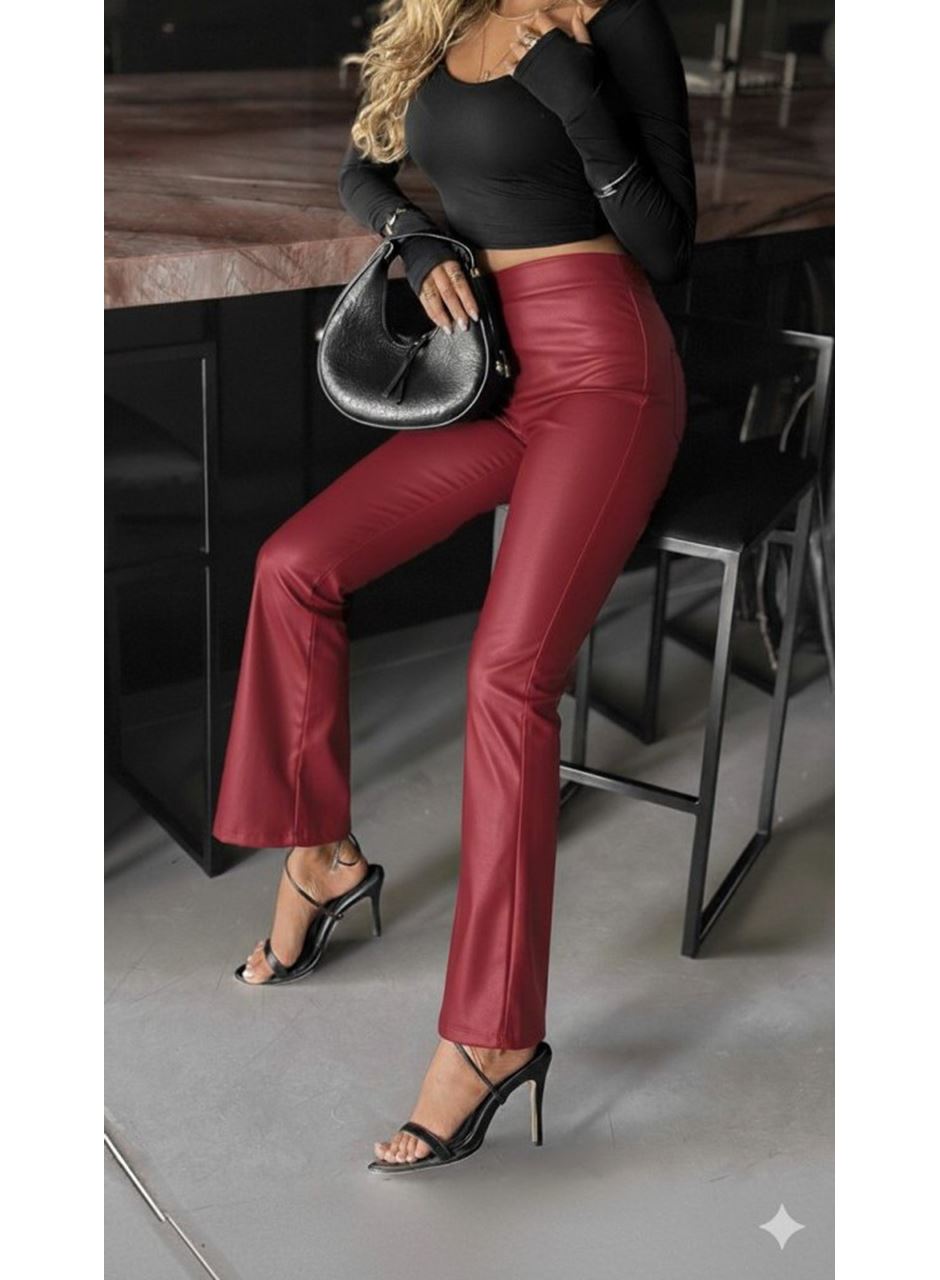 Kadın Yüksek Bel Paçaya Doğru Geniş Deri Pantolon