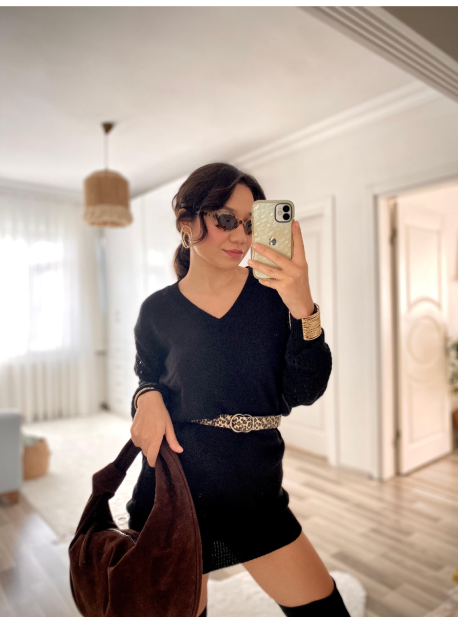 Kadın Uzun Kollu V Yakalı Mini Triko Elbise