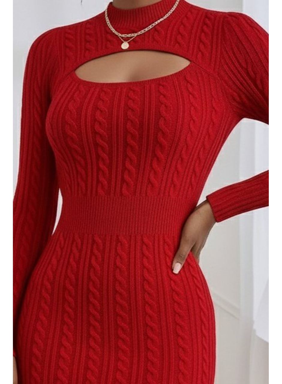 Kadın Uzun Kollu Yarı Balıkçı Yaka Pencere Göğüs Detay Mini Triko Elbise