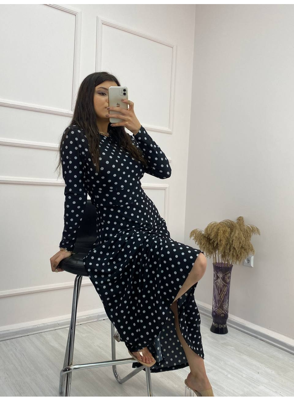 Kadın Krep Kumaş Uzun Kollu Tam Boy Puantiyeli Elbise 132 Cm