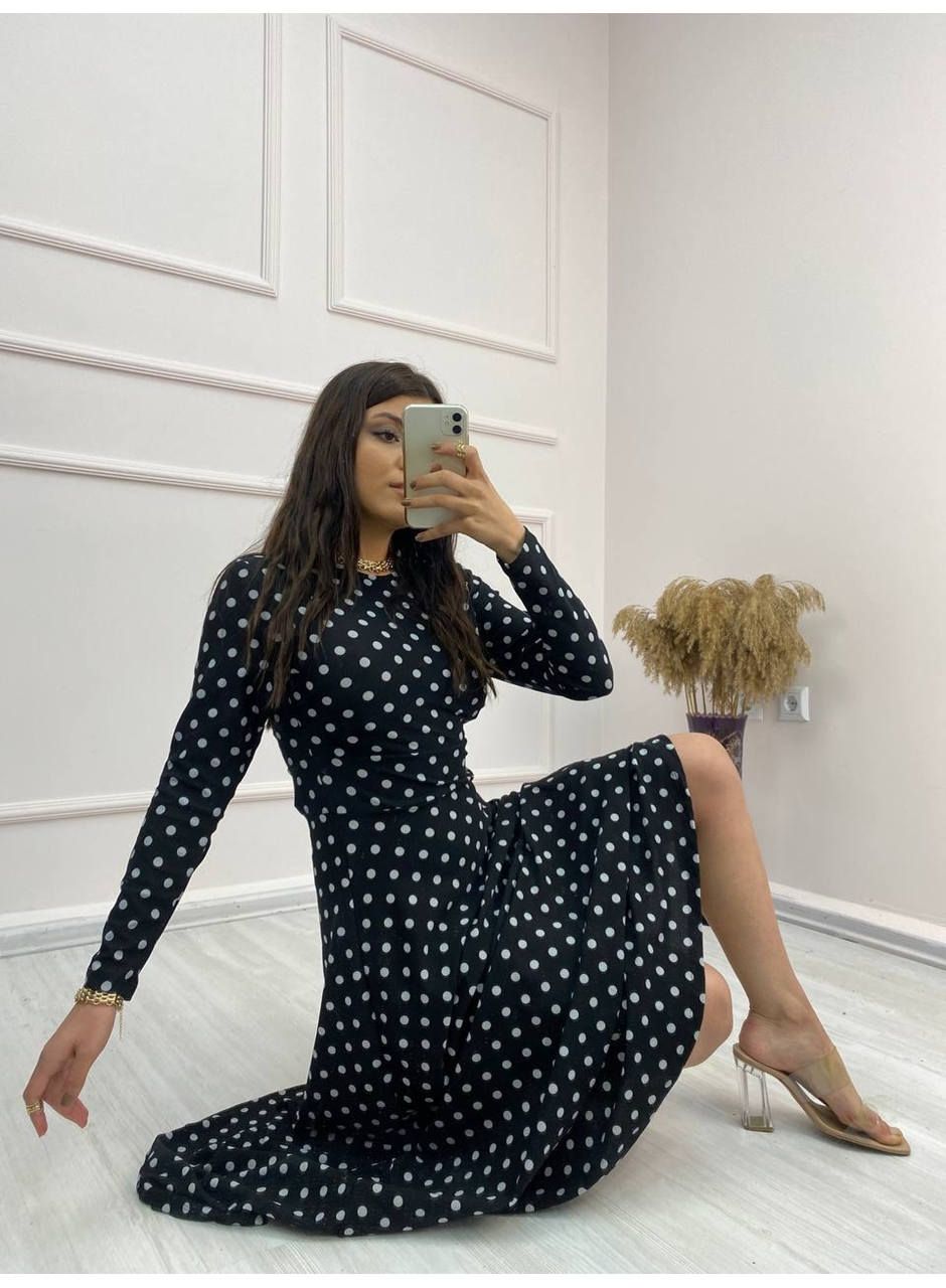 Kadın Krep Kumaş Uzun Kollu Tam Boy Puantiyeli Elbise 132 Cm