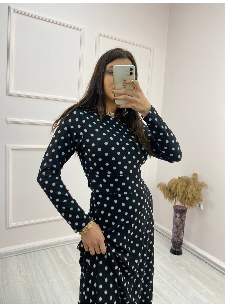 Kadın Krep Kumaş Uzun Kollu Tam Boy Puantiyeli Elbise 132 Cm