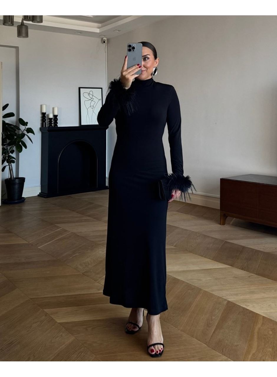 Kadın Uzun Kollu Balıkçı Yaka Kol Ağzı Tüy Detaylı Uzun Krep Elbise