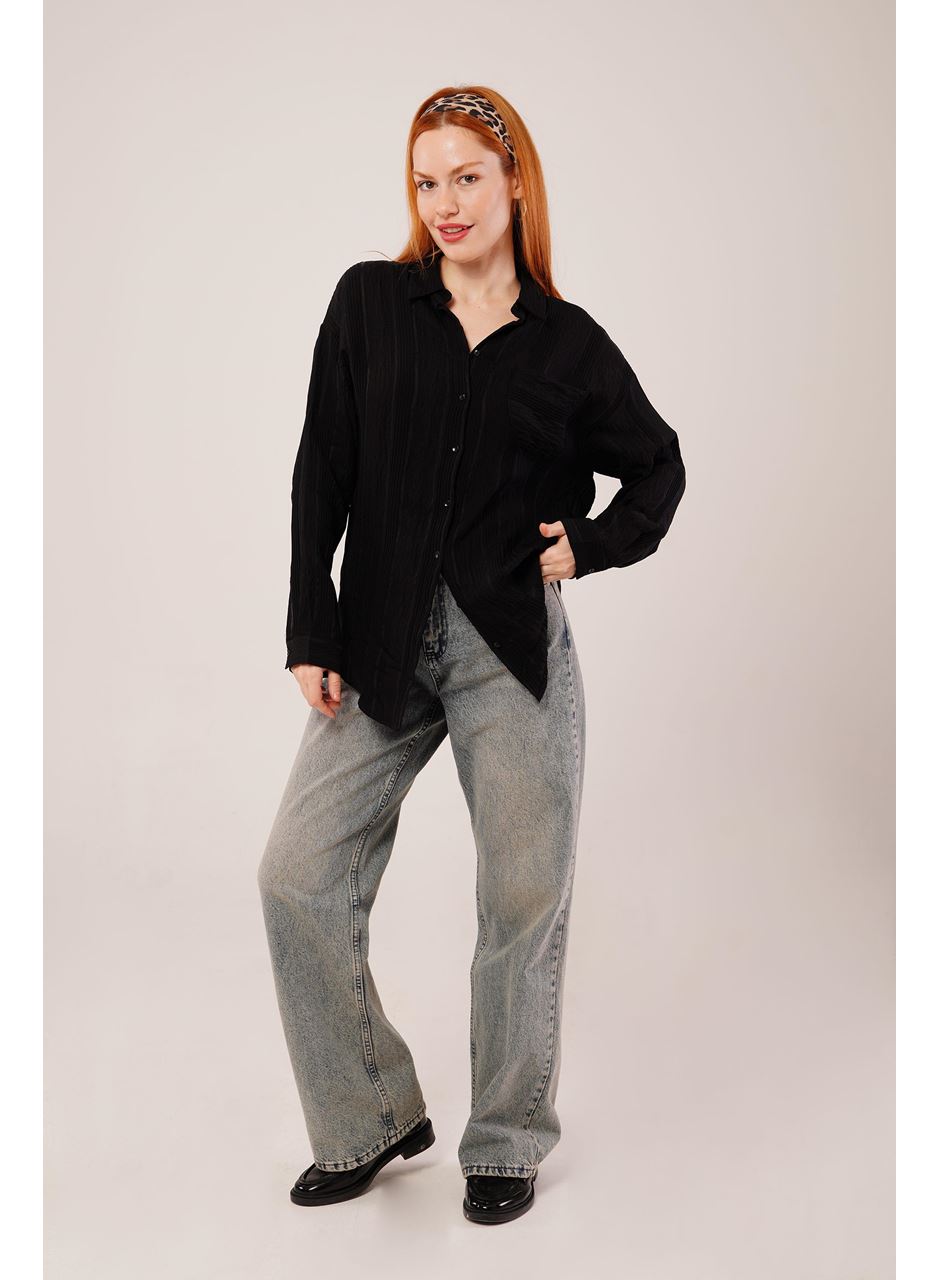 Hakim Yaka Çizgili Cep Detaylı Siyah Gömlek