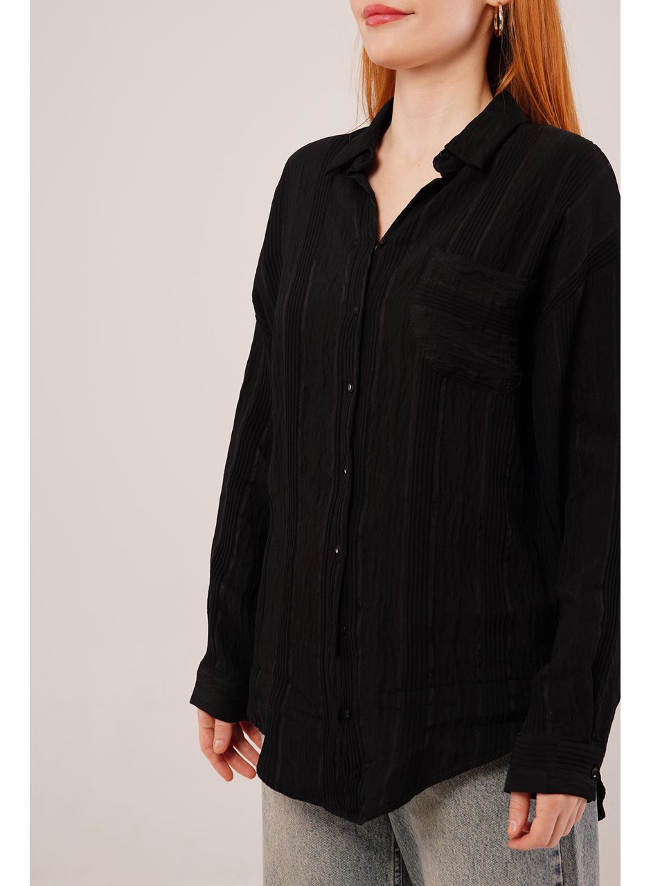 Hakim Yaka Çizgili Cep Detaylı Siyah Gömlek