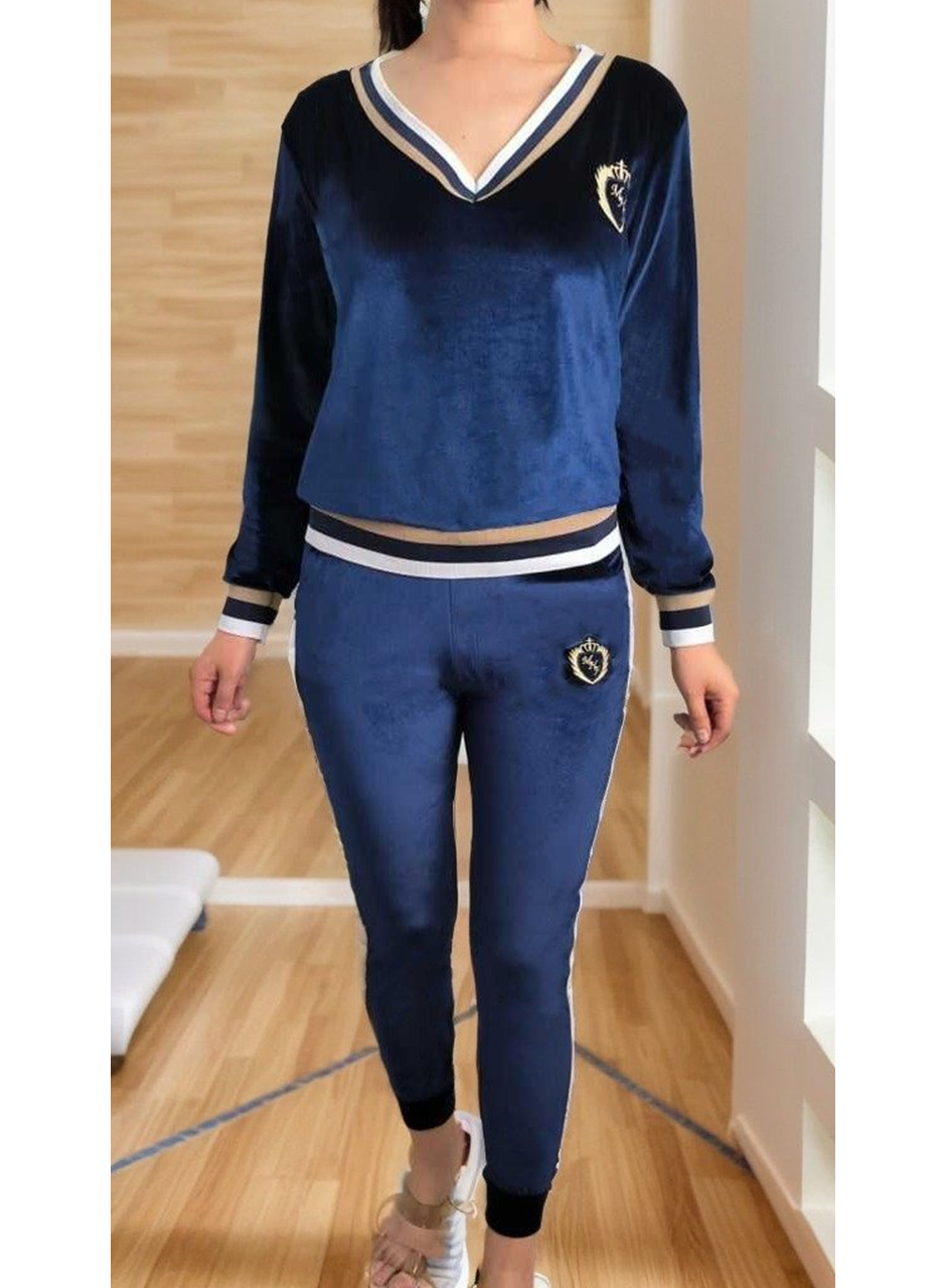 Kadın Uzun Kollu V Yaka Yakası Ve Kol Ağzı şerit Detay Kadife Takım