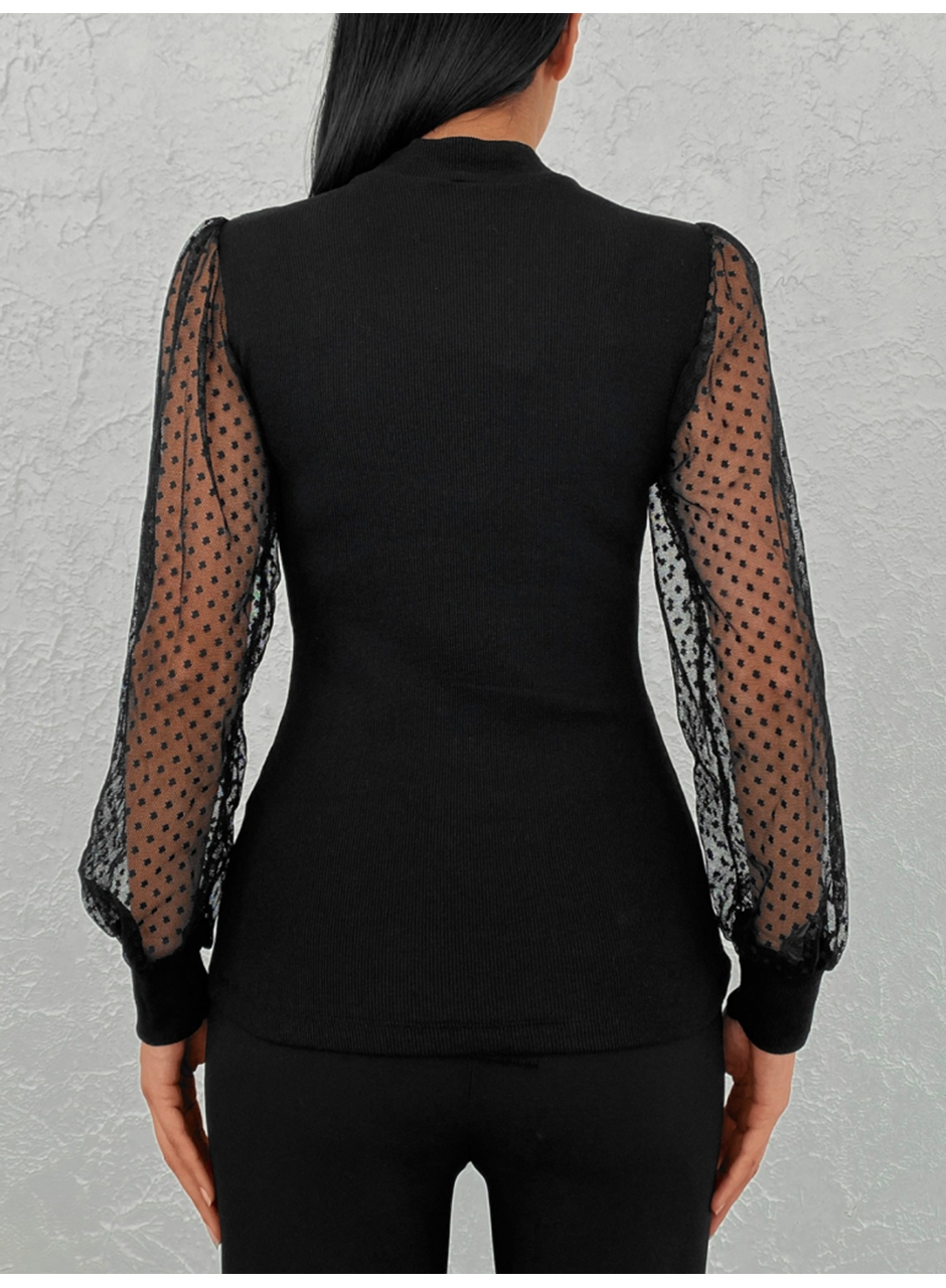 Kadın Siyah Kolu Tül Detaylı Yarım Balıkçı Kaşkorse Bluz 6160
