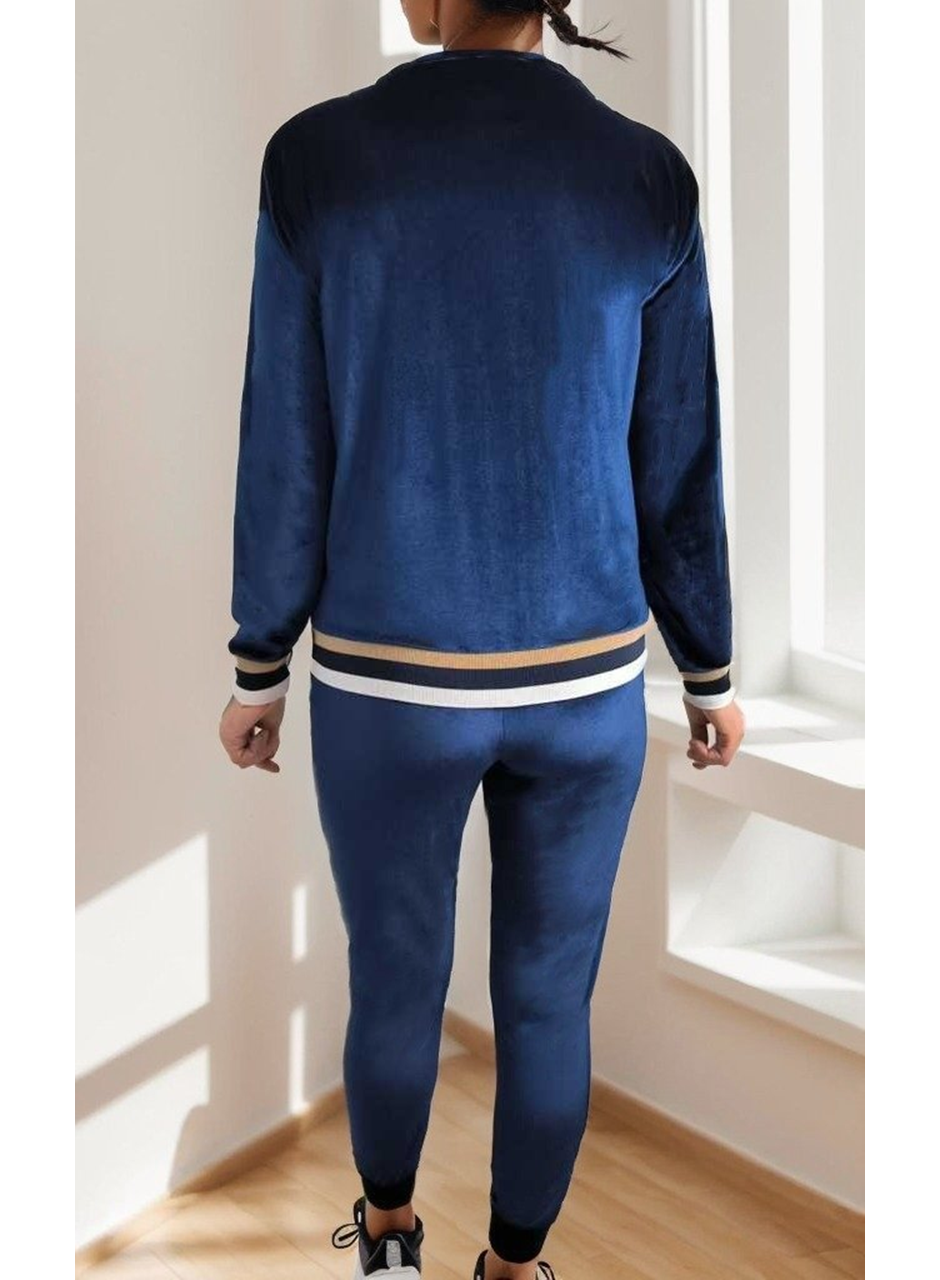 Kadın Uzun Kollu V Yaka Yakası Ve Kol Ağzı şerit Detay Kadife Takım