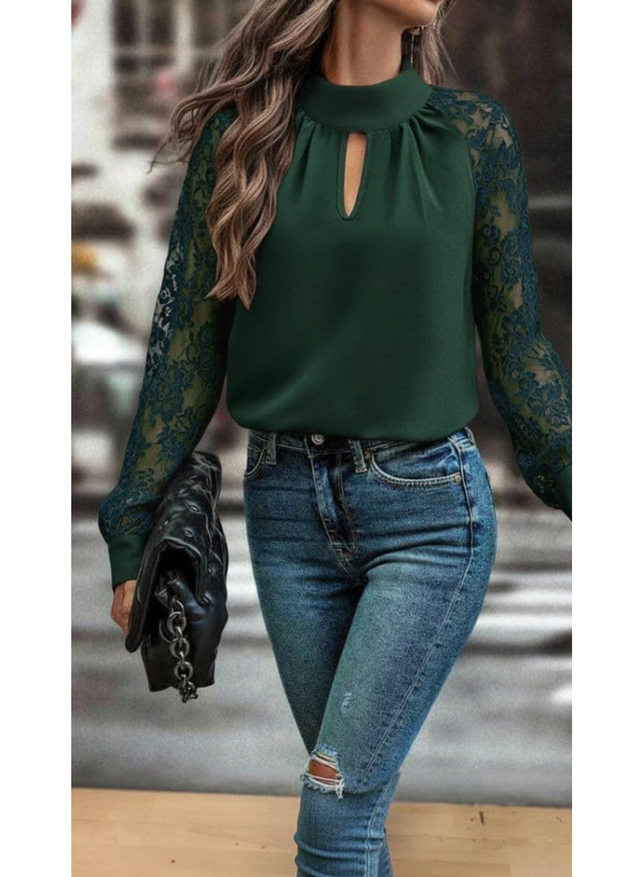 Kadın Uzun Kollu Göğüs Pencere Detay Yaka Boğazlı Kolları Tüllü Sandy Bluz