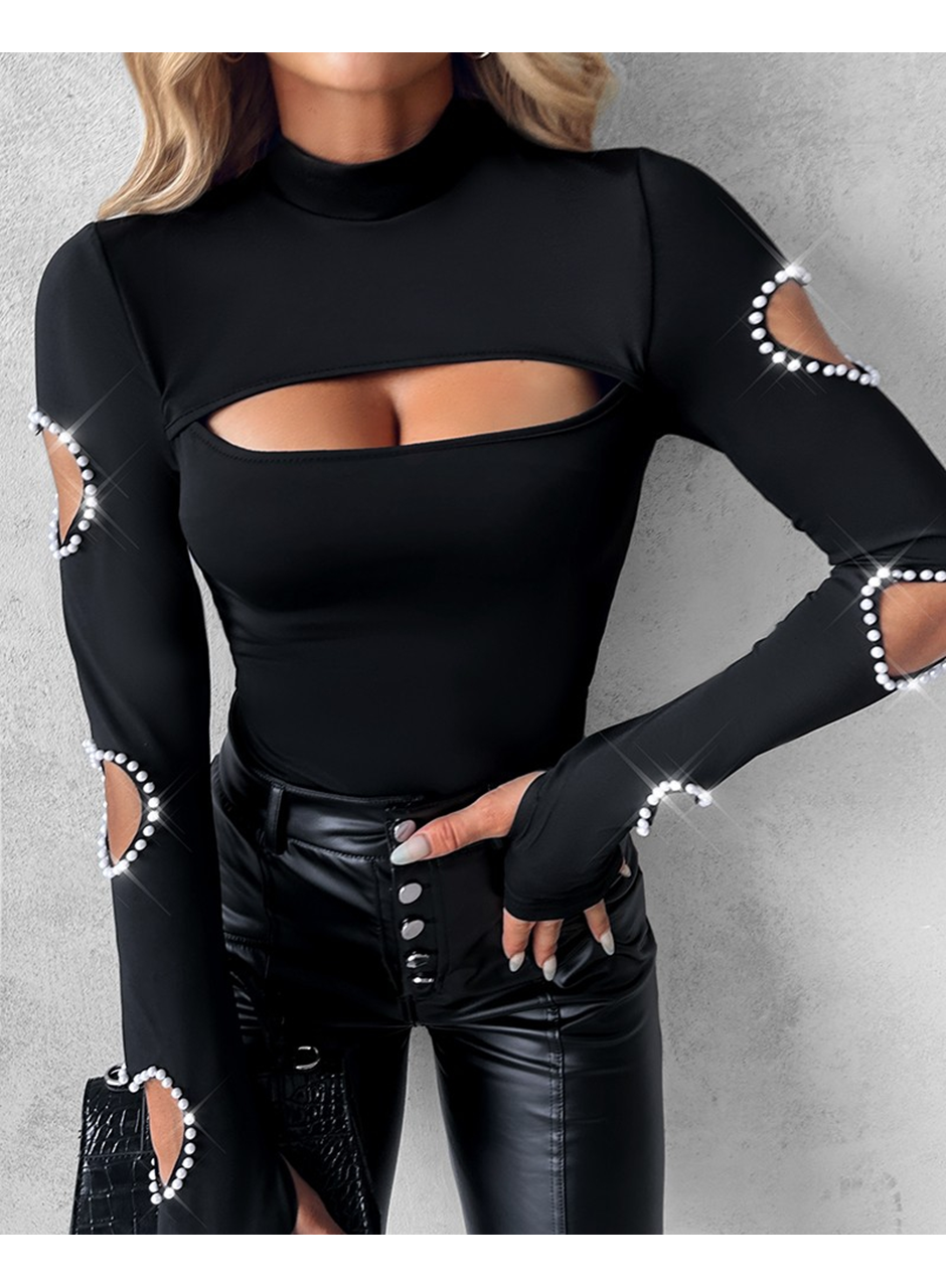 Kadın Uzun Kollu Yarı Balıkçı Yaka Pencere Detaylı Kolları Kalp Desen Taşlı Viskon Bluz