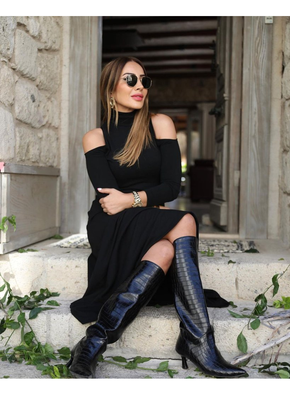 Kadın Balıkçı Yaka Omuzlardan Açık Uzun Kollu Janjan Krep Elbise