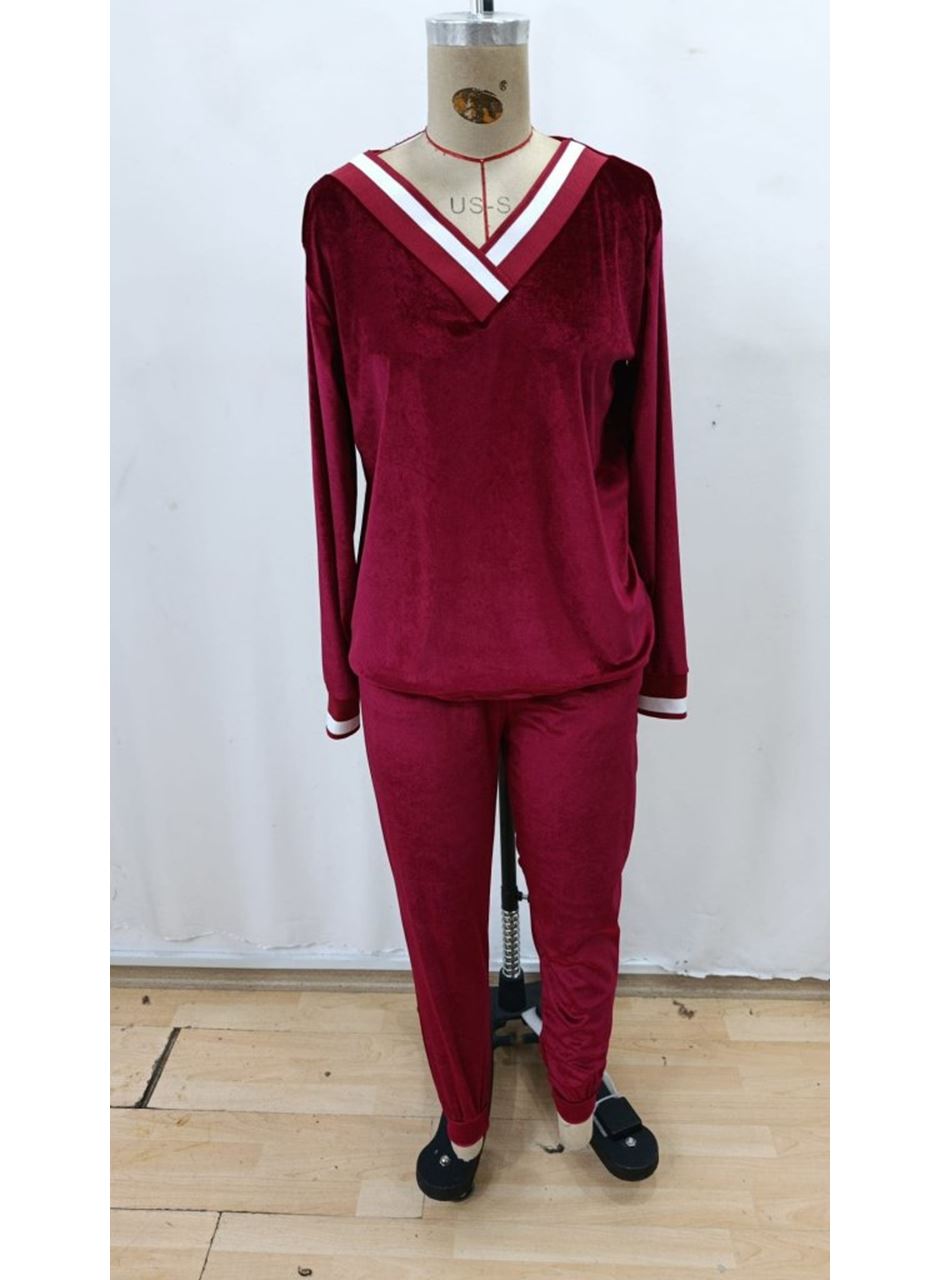 Kadın Uzun Kollu V Yaka Kadife Bluz Ve Pantolon Ikili Takım