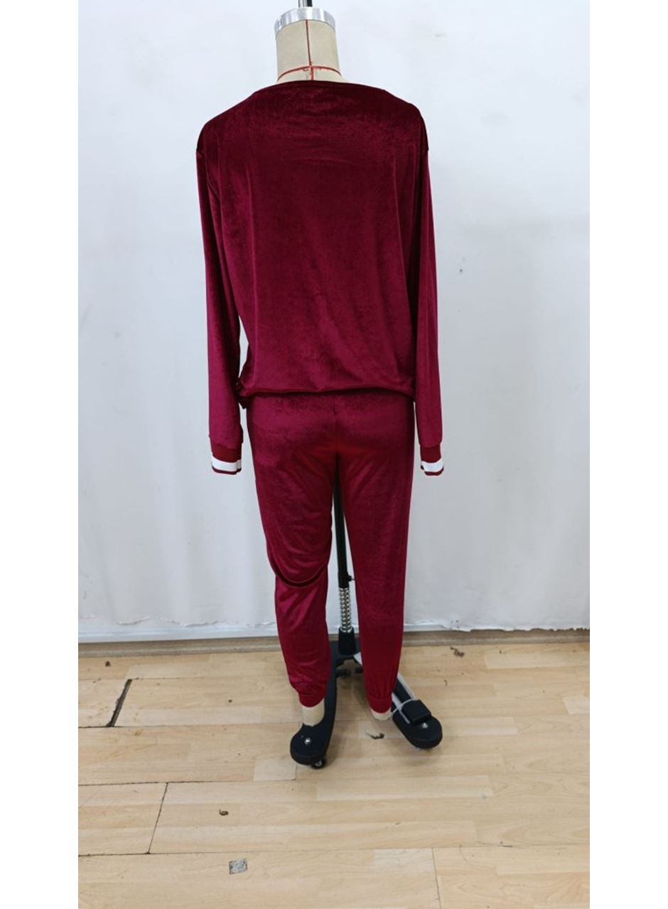 Kadın Uzun Kollu V Yaka Kadife Bluz Ve Pantolon Ikili Takım