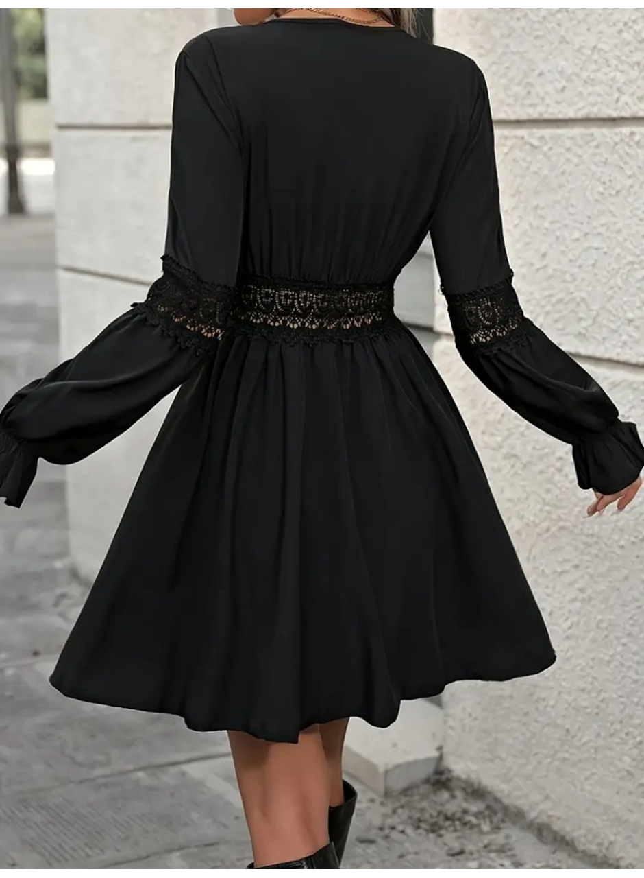 Kadın Uzun Kollu Kruvaze Yakalı Dantelli Fermuar Detaylı Kısa Ithal Krep Elbise