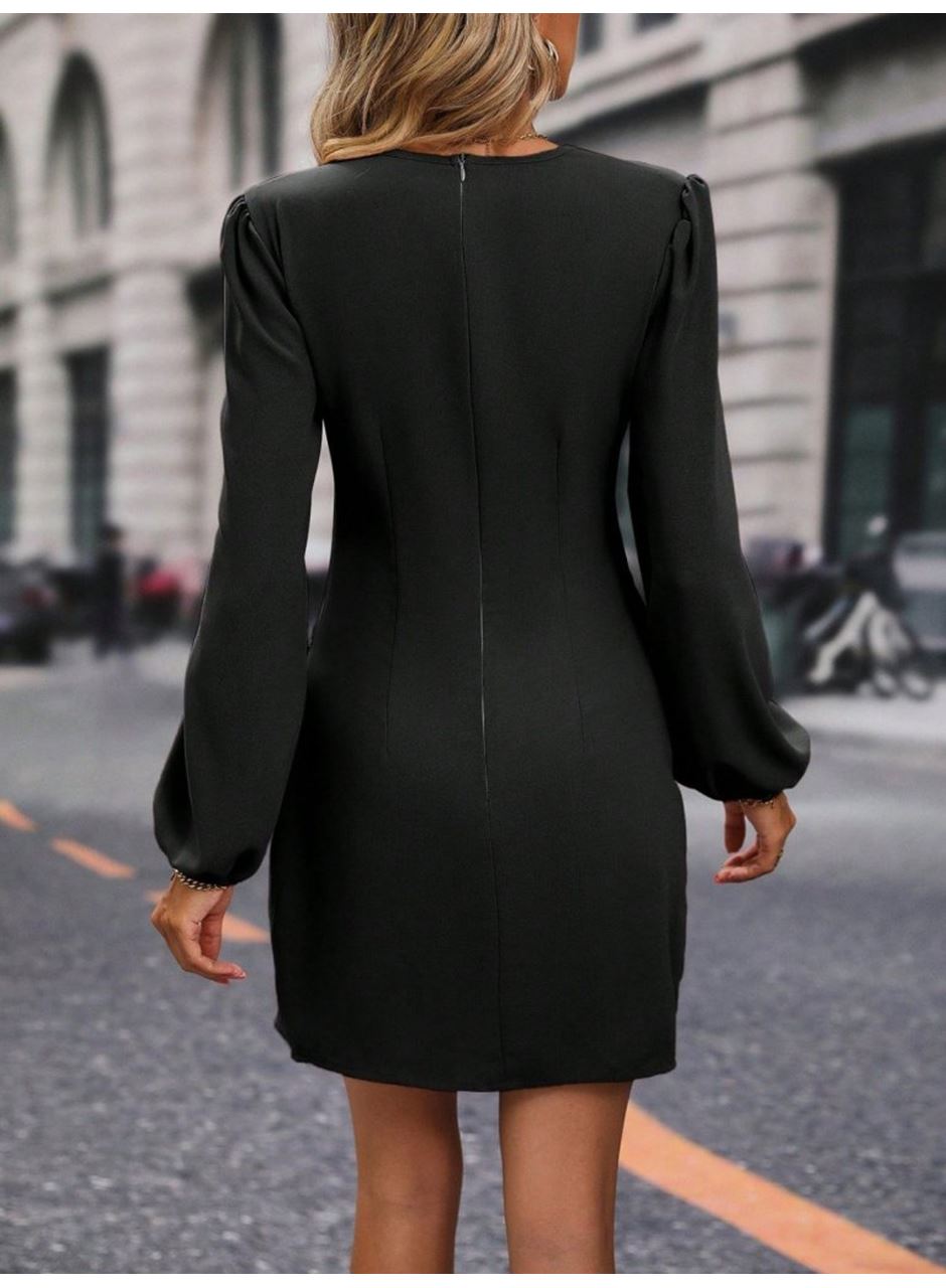 Kadın Uzun Kollu Kruvaze Yakalı Yanlardan Büzgü Detaylı Ithal Krep Kısa Elbise