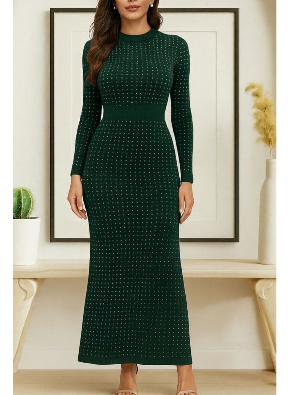 Kadın Uzun Kollu Bisiklet Yaka Taşlı Midi Kadife Elbise