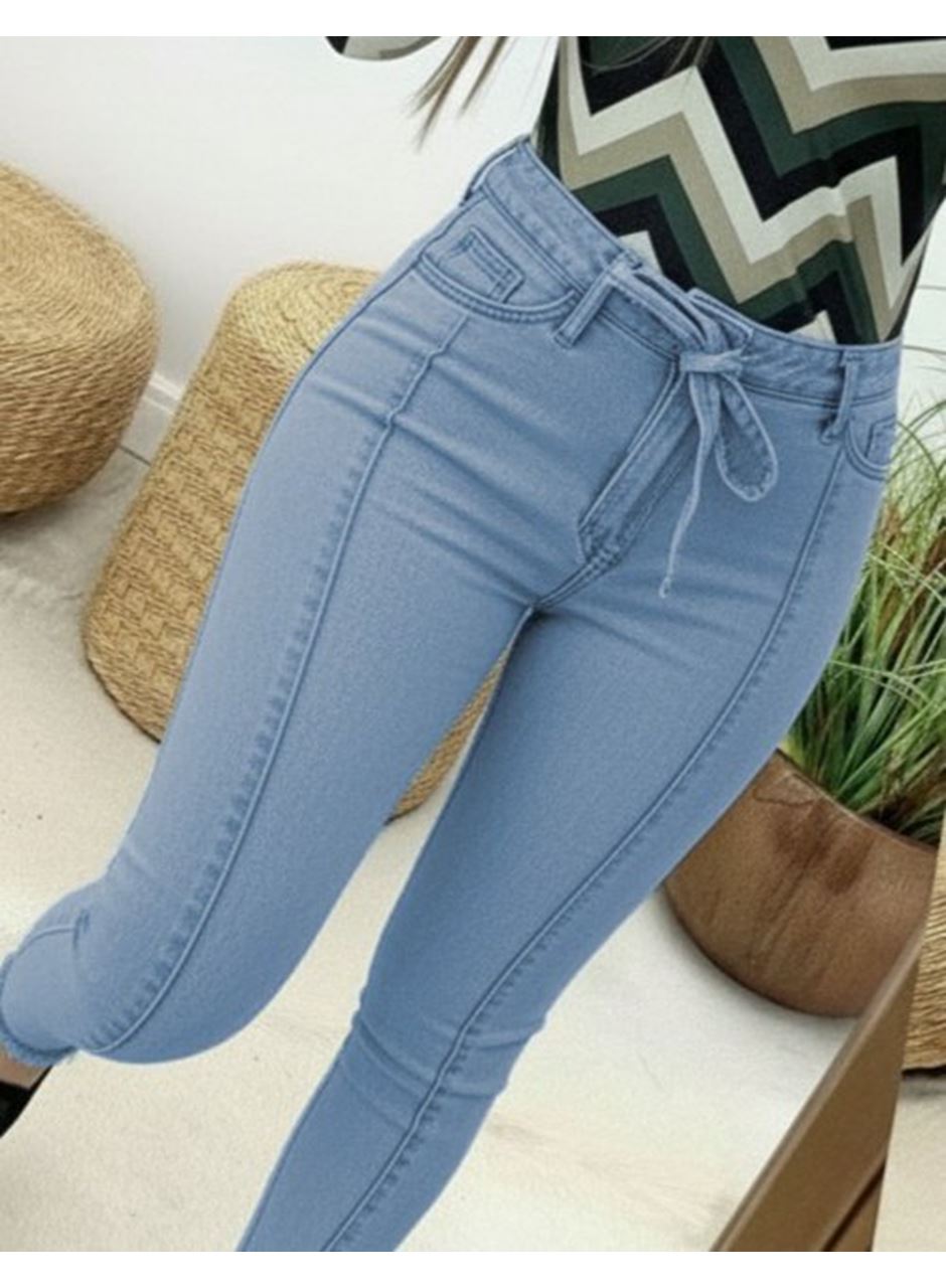 Kadın Yüksek Bel Belden Kuşaklı Yırtık Detaylı Kot Pantolon