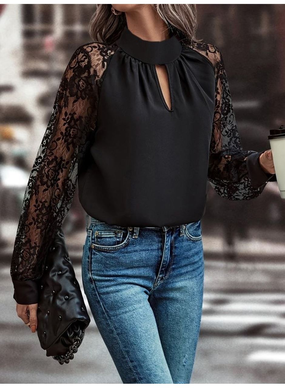 Kadın Uzun Kollu Göğüs Pencere Detay Yaka Boğazlı Kolları Tüllü Sandy Bluz