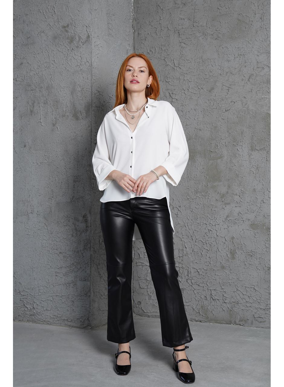 Kol Katlama Detaylı Beyaz Gömlek