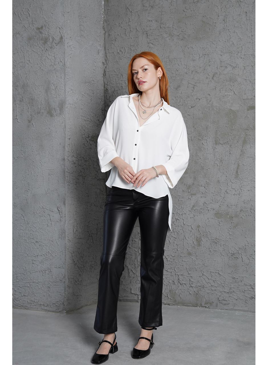 Kol Katlama Detaylı Beyaz Gömlek