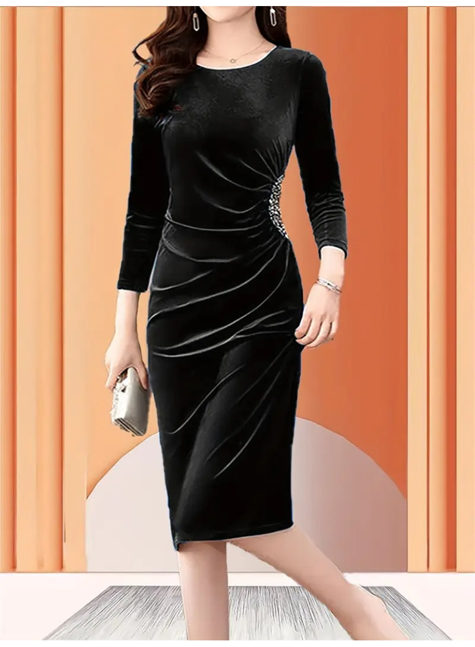 Kadın Uzun Kollu Bot Yaka Yanı Taş Detaylı Midi Kadife Elbise