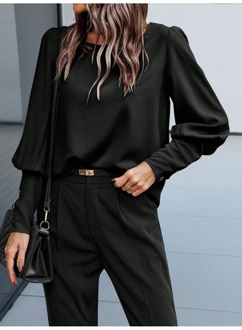 Kadın Uzun Kollu Yuvarlak Yakalı Düğmeli Ithal Krep Bluz