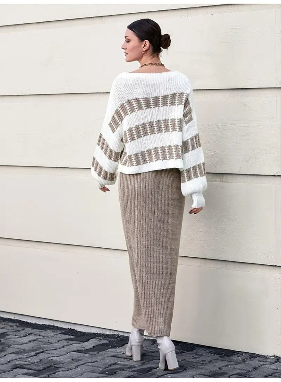 Kadın Uzun Kollu Kayık Yakalı Salaş Triko Bluz Ve Etek Ikili Takım