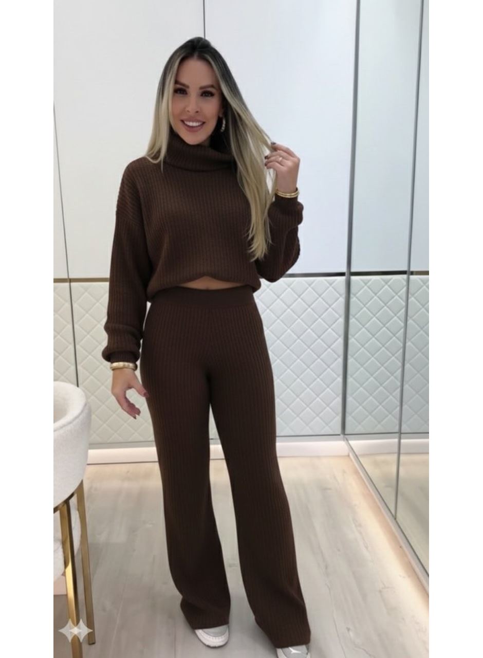 Kadın Uzun Kollu Balıkçı Yaka Kısa Triko Bluz Ve Pantolon Ikili Takım