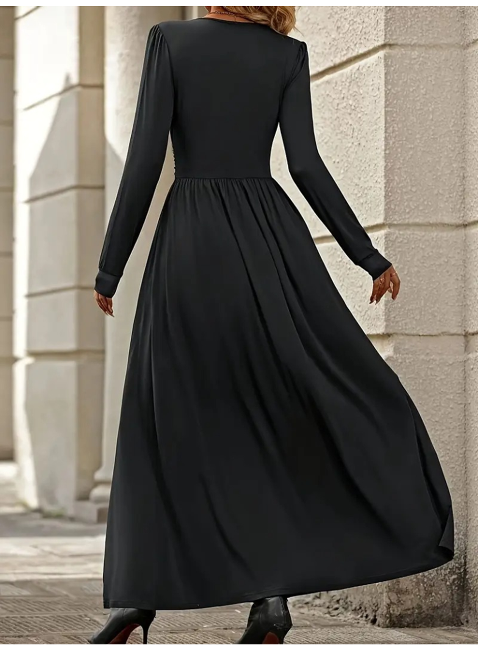 Kadın Uzun Kollu V Dantel Yakalı Yırtmaçlı Uzun Sandy Elbise