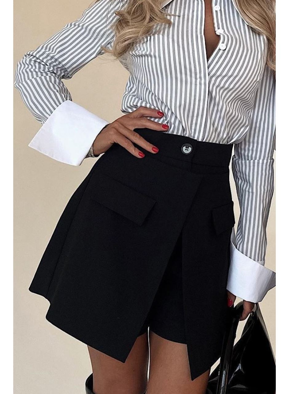 Kadın Yüksek Bel Düğmeli Asimetrik Kesim Cepli Kısa Ithal Krep şort Etek
