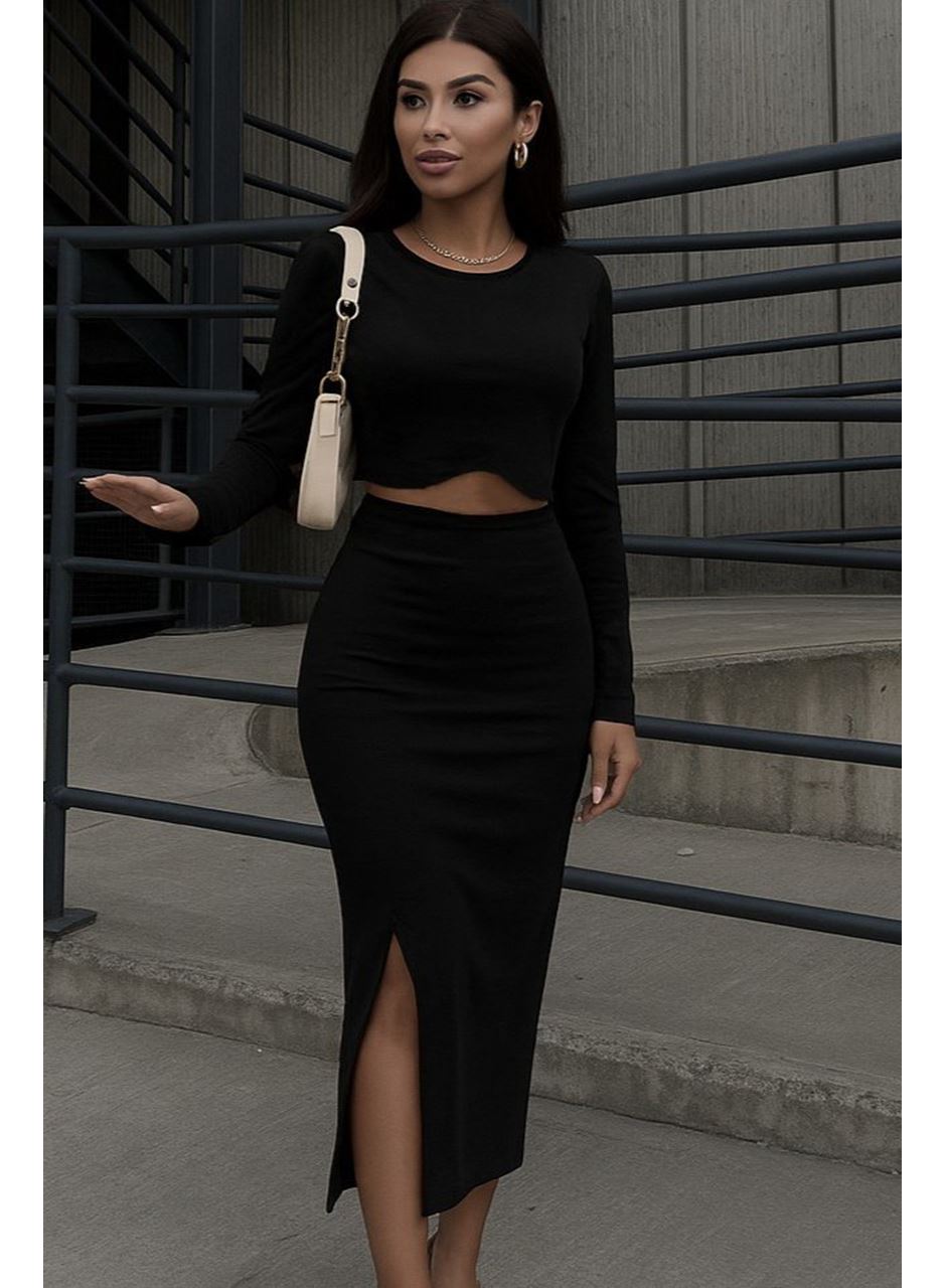 Kadın Uzun Kollu Bisiklet Yaka Kısa Krop Dalgıç Bluz Ile önden Yırtmaçlı Uzun Etek Ikili Takım