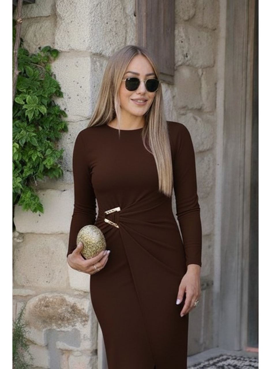 Kadın Uzun Kollu önden çapraz Detaylı Yandan Toka Detaylı Uzun Sandy Elbise