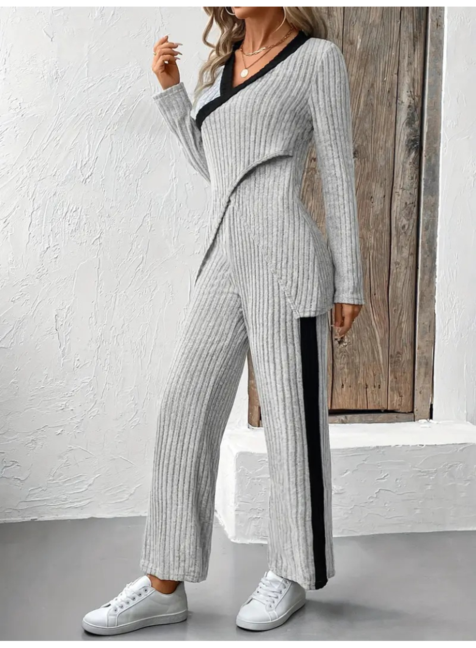 Kadın Uzun Kollu V Yakalı çapraz Detaylı şardonlu Kaşkorse Bluz Ve Pantolon Ikili Takım