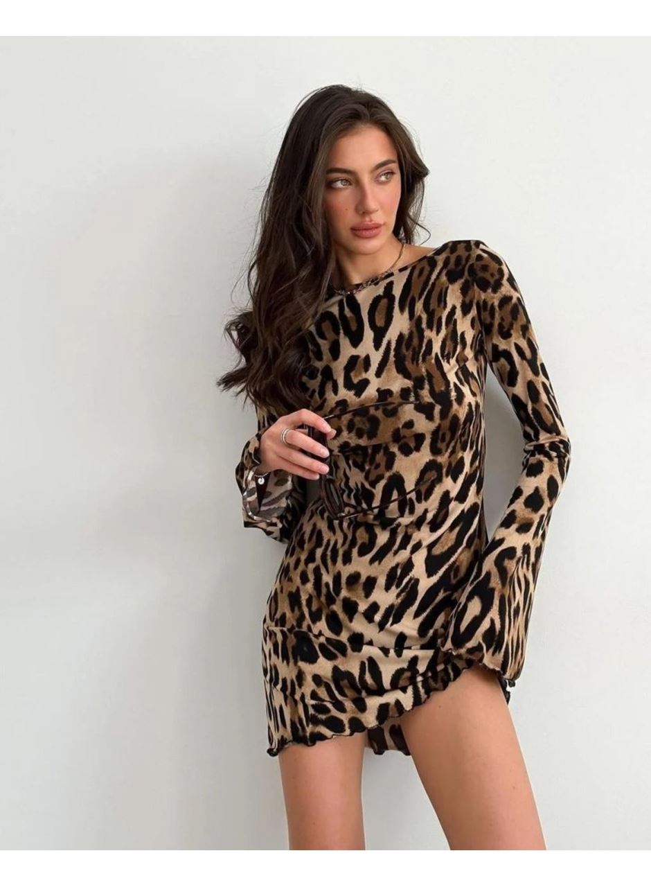 Kadın Uzun Kollu Sırtı Açık Bağlamalı Leopar Desenli Kısa Dalgıç Elbise