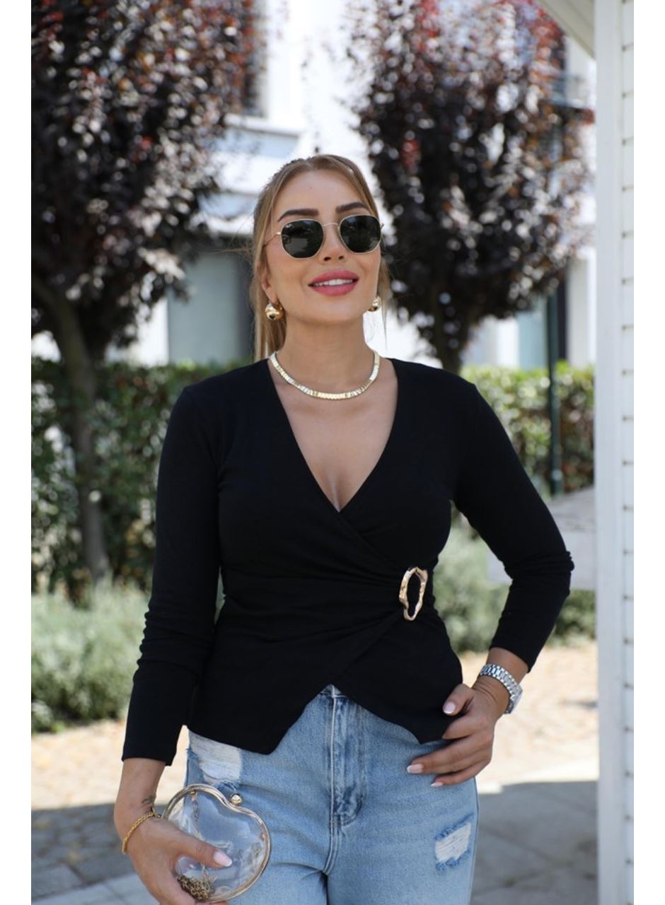 Kadın Uzun Kollu Kruvaze Yakalı Toka Detaylı Viskon Bluz
