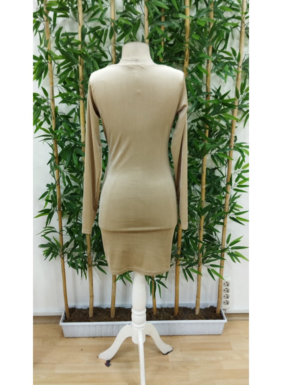 Kadın Uzun Kollu Kruvaze Yaka Kısa Kadife Elbise