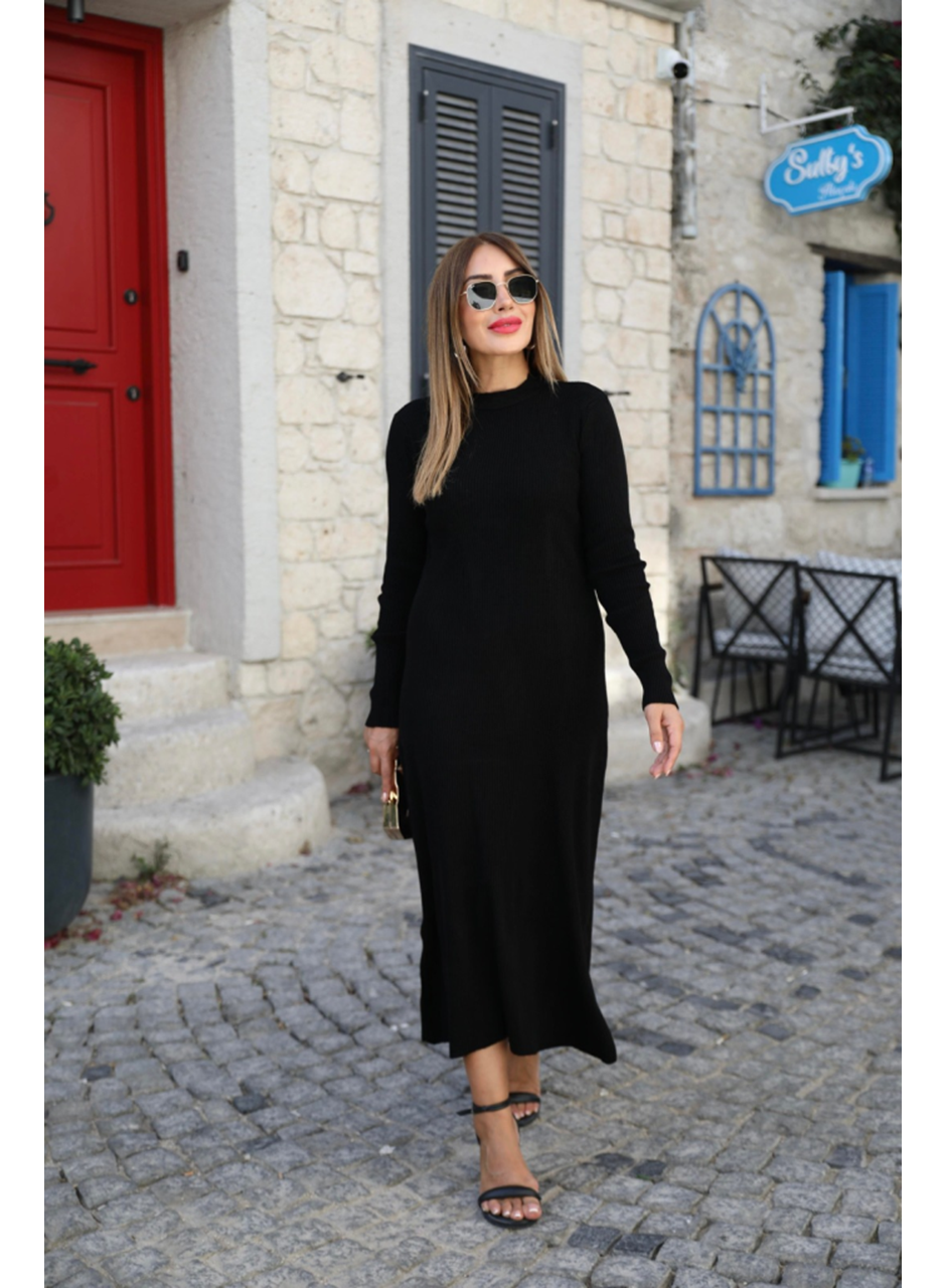 Kadın Uzun Kollu Yarı Balıkçı Yaka Arkadan Pencere Detaylı Bağcıklı Midi Triko Elbise