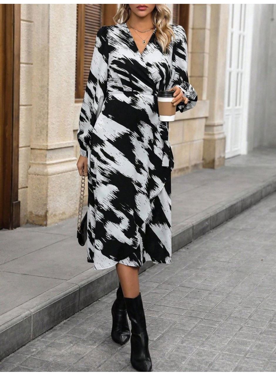 Kadın Uzun Kollu Kruvaze Yakalı Yandan Bağlamalı Desenli Mini Modal Elbise