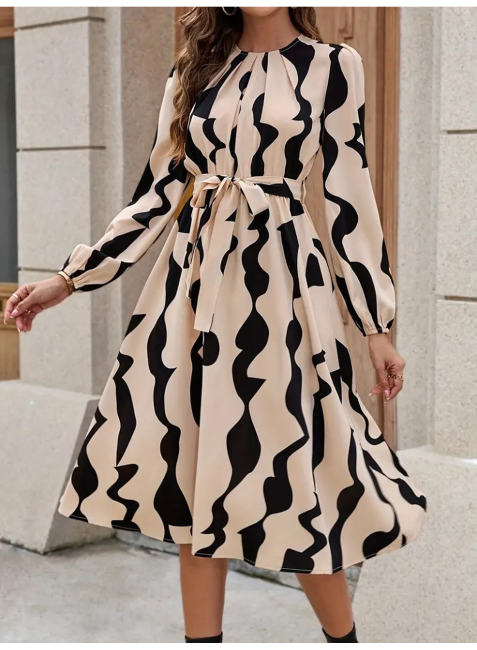 Kadın Uzun Kollu Bisiklet Yaka Belden Bağlamalı Desenli Belden Kuşaklı Mikro Süprem Midi Elbise