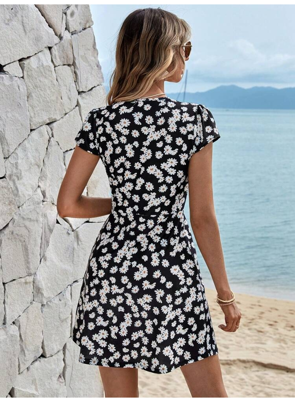 Kadın Kısa Kollu Kruvaze Yaka Papatya Baskılı Krep Elbise