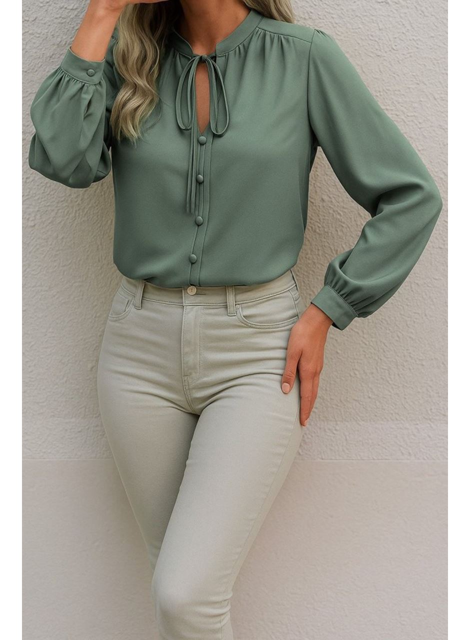 Kadın Uzun Kollu Yakalı Yakadan Bağcıklı Düğmeli Sandy Bluz